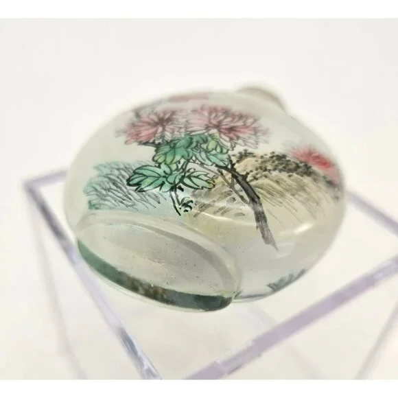 Antique Hand-Painted Chinese Glass Snuff Bottle With Landscape Floral Art je147